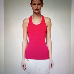 Lulu Cool Racerback II Nulu tank